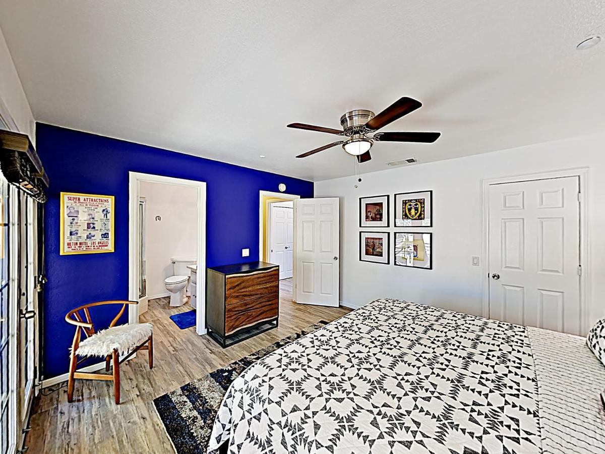 Rawhide Ranch - Walk To Pappy And Harriet'S With Hot Tub! Home Yucca Valley Exterior photo
